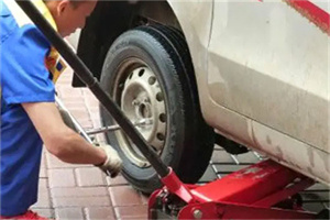 勐腊附近拖车24小时服务热线电话