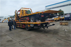 勐腊同城汽车补胎